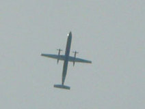 04/15 ���q�@Bombardier DHC-400�@M.Nagase